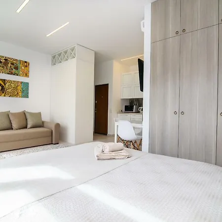 Apartment Family 2